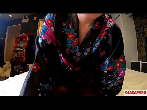 ❤️ Giovane ragazza cosplay ama il sesso fino all'orgasmo con uno squirt in una cavallerizza e un pompino. Ragazza asiatica con figa pelosa e belle tette in costume tradizionale giapponese in video amatoriale che mostra la masturbazione con fuck toys. Sakura 3 OSAKAPORN. ❌ Porno vkal it.pornolymp.ru ❌️❤